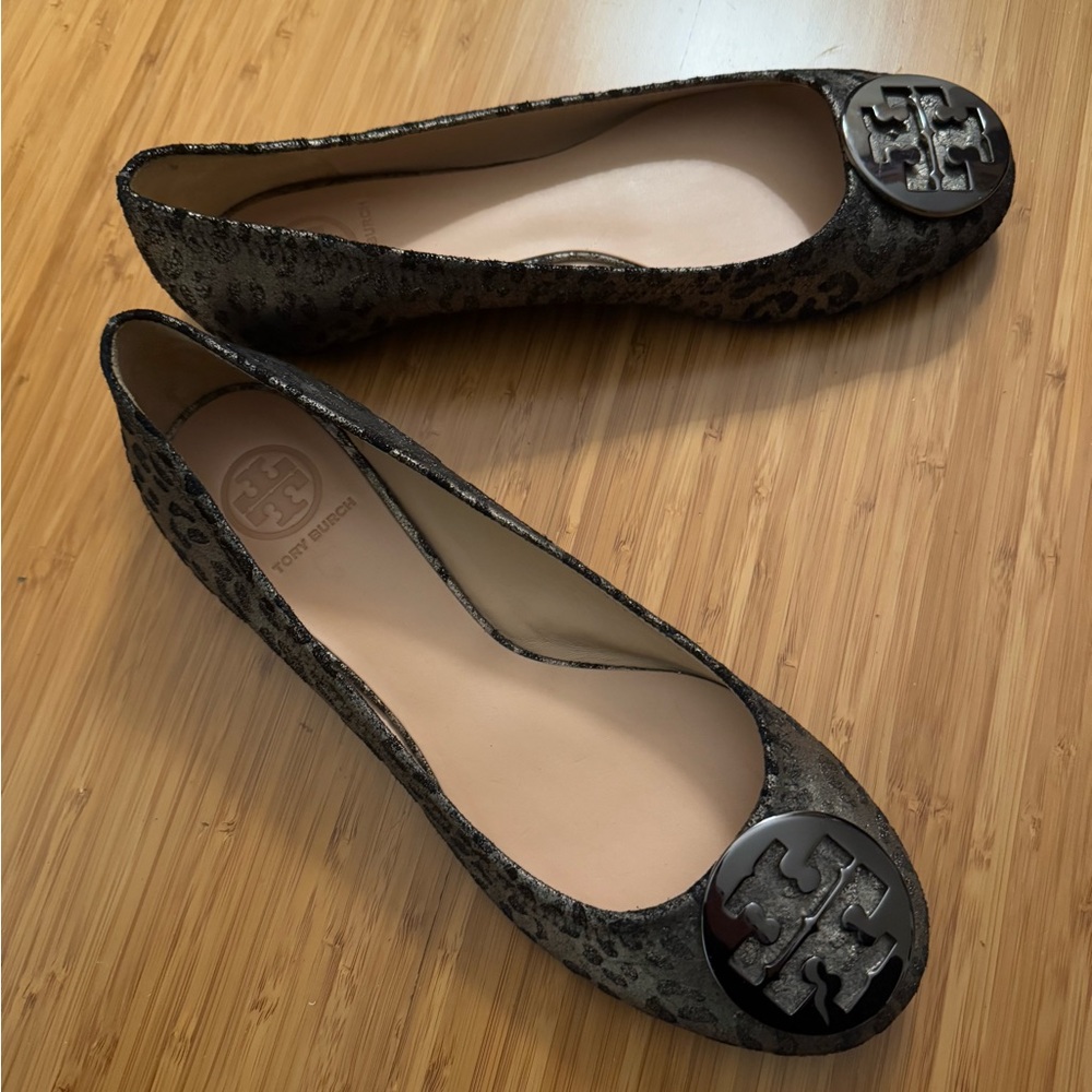 Tory Burch Reva Powdered Cheetah Ballet Flats Shoes Size 9.5 New